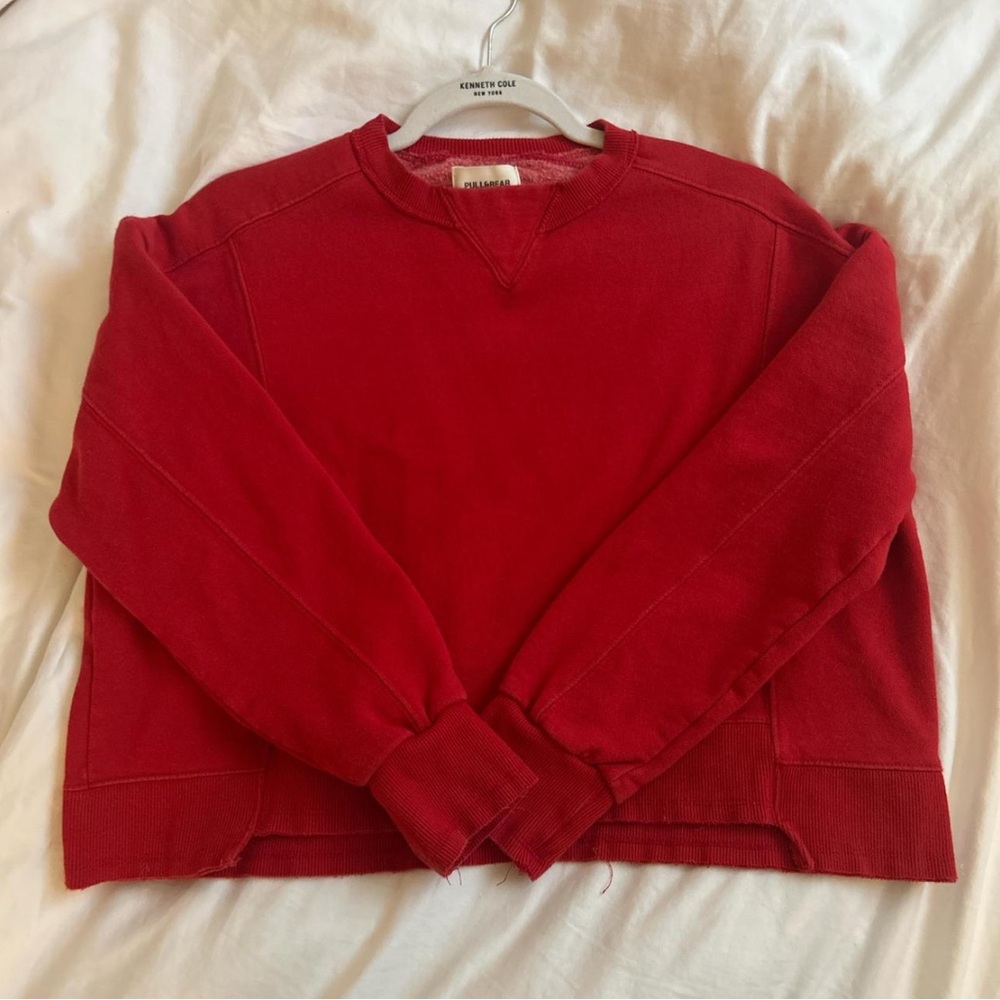 Pull & Bear Red Crewneck Sweatshirt